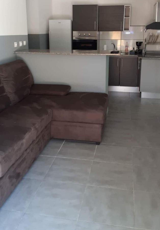 Villa L'avocat avec piscine chauffée et jacuzzi à Le Tampon Extérieur photo