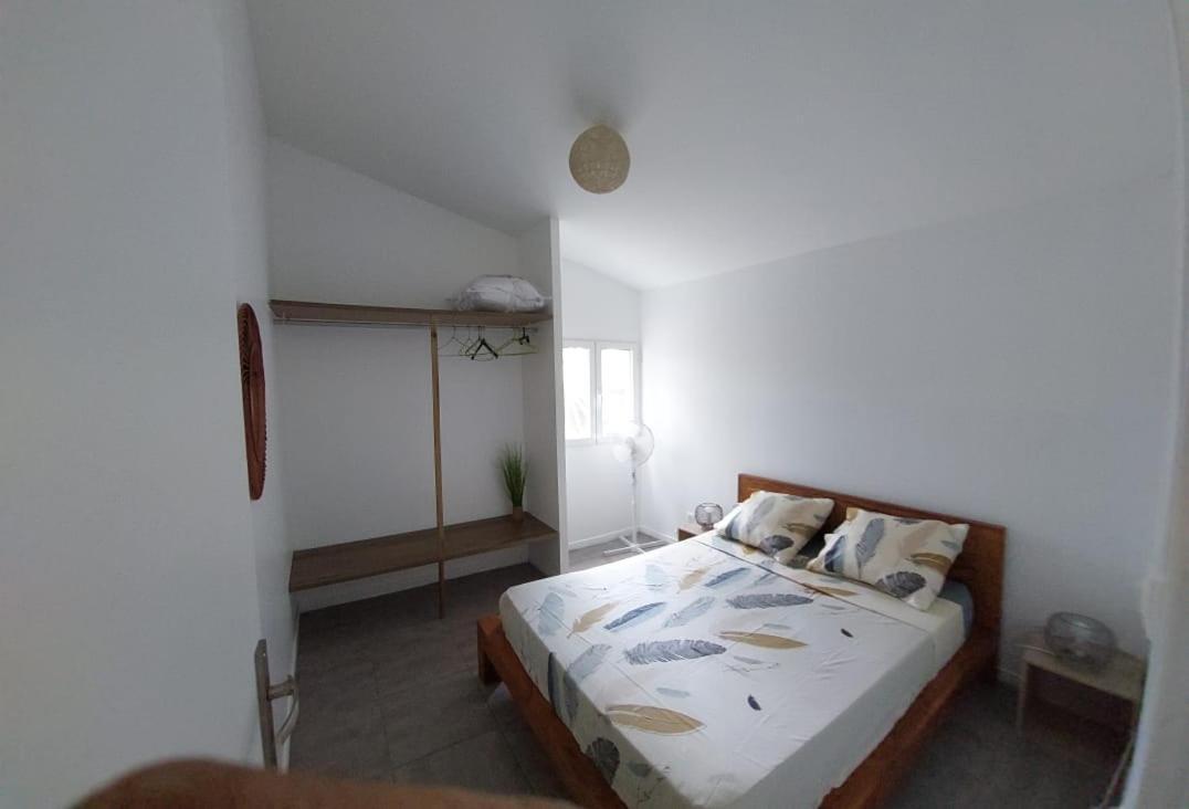 Villa L'avocat avec piscine chauffée et jacuzzi à Le Tampon Extérieur photo